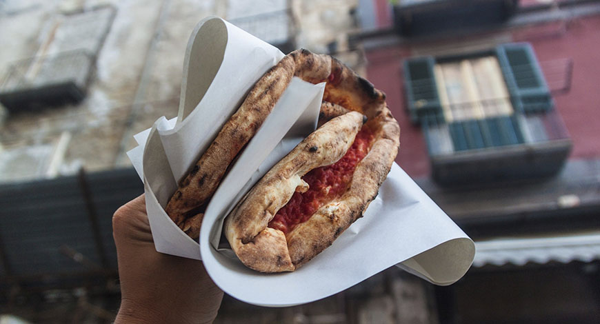 Le vie dello Street Food a Napoli